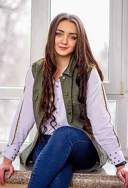 Angelica, 25 y.o. from Dnipro, Ukraine