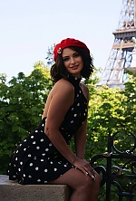 Ukrainian mail order bride Lina from Freiberg am Neckar with brunette hair and brown eye color - image 4