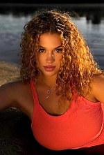 Ukrainian mail order bride Kateryna from Ivano-Frankivsk with blonde hair and green eye color - image 4