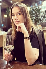 Ukrainian mail order bride Victoria from Cherkasy with light brown hair and brown eye color - image 7
