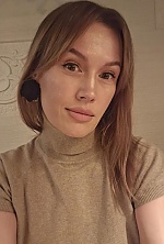 Ukrainian mail order bride Victoria from Cherkasy with light brown hair and brown eye color - image 6