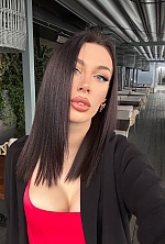 Ukrainian mail order bride Anastasiia from London with light brown hair and green eye color - image 8