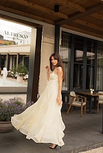 Ukrainian mail order bride Angelica from Lviv with light brown hair and green eye color - image 5