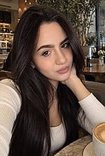 Ukrainian mail order bride Angelina from Ashgabat with brunette hair and brown eye color - image 9