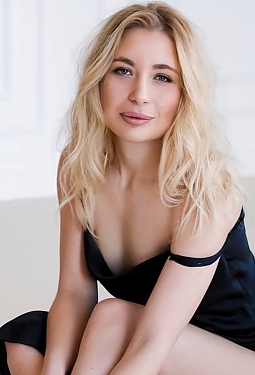 Vasylyna, 29 y.o. from Lviv, Ukraine