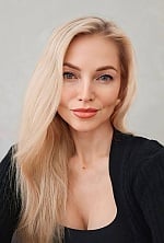 Ukrainian mail order bride Olena from Vinnytsia with blonde hair and green eye color - image 4
