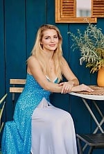 Ukrainian mail order bride Olena from Vinnytsia with blonde hair and green eye color - image 5