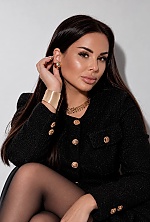 Ukrainian mail order bride Anna from Berlin with brunette hair and brown eye color - image 4