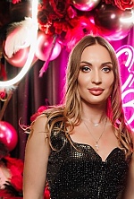 Ukrainian mail order bride Yaryna from Hurghada with blonde hair and blue eye color - image 5