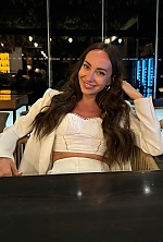 Ukrainian mail order bride Victoria from Munich with brunette hair and blue eye color - image 6