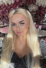 Ukrainian mail order bride Dariia from Valletta with blonde hair and blue eye color - image 4