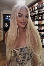 Ukrainian mail order bride Dariia from Valletta with blonde hair and blue eye color - image 2