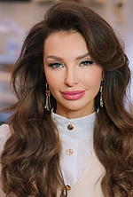 Ukrainian mail order bride Svetlana from Turin with brunette hair and grey eye color - image 2