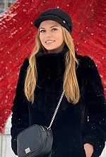 Ukrainian mail order bride Vladyslava from Miami with blonde hair and blue eye color - image 3