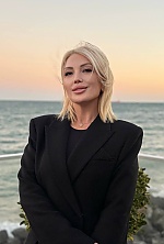 Ukrainian mail order bride Natalia from Odesa with blonde hair and hazel eye color - image 4