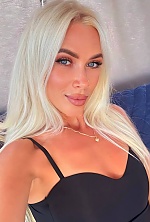 Ukrainian mail order bride Daria from Rome with blonde hair and blue eye color - image 4